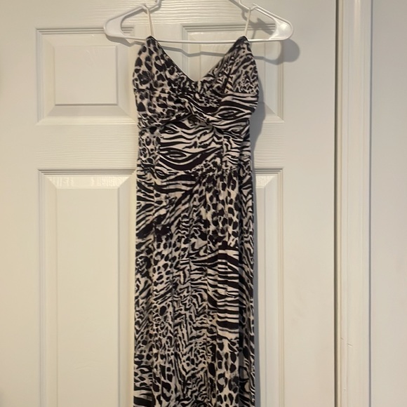 Guess Zebra Maxi Dress - Picture 4 of 7